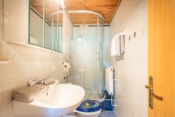 Dusche & WC